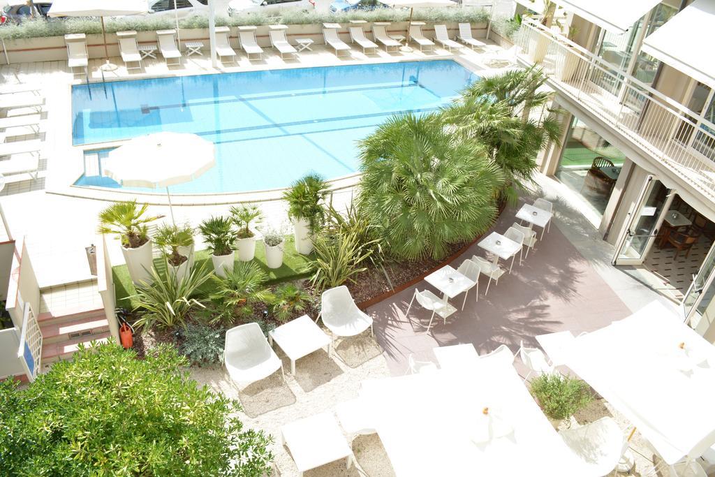 Hotel Trionfal Milano Marittima Ngoại thất bức ảnh