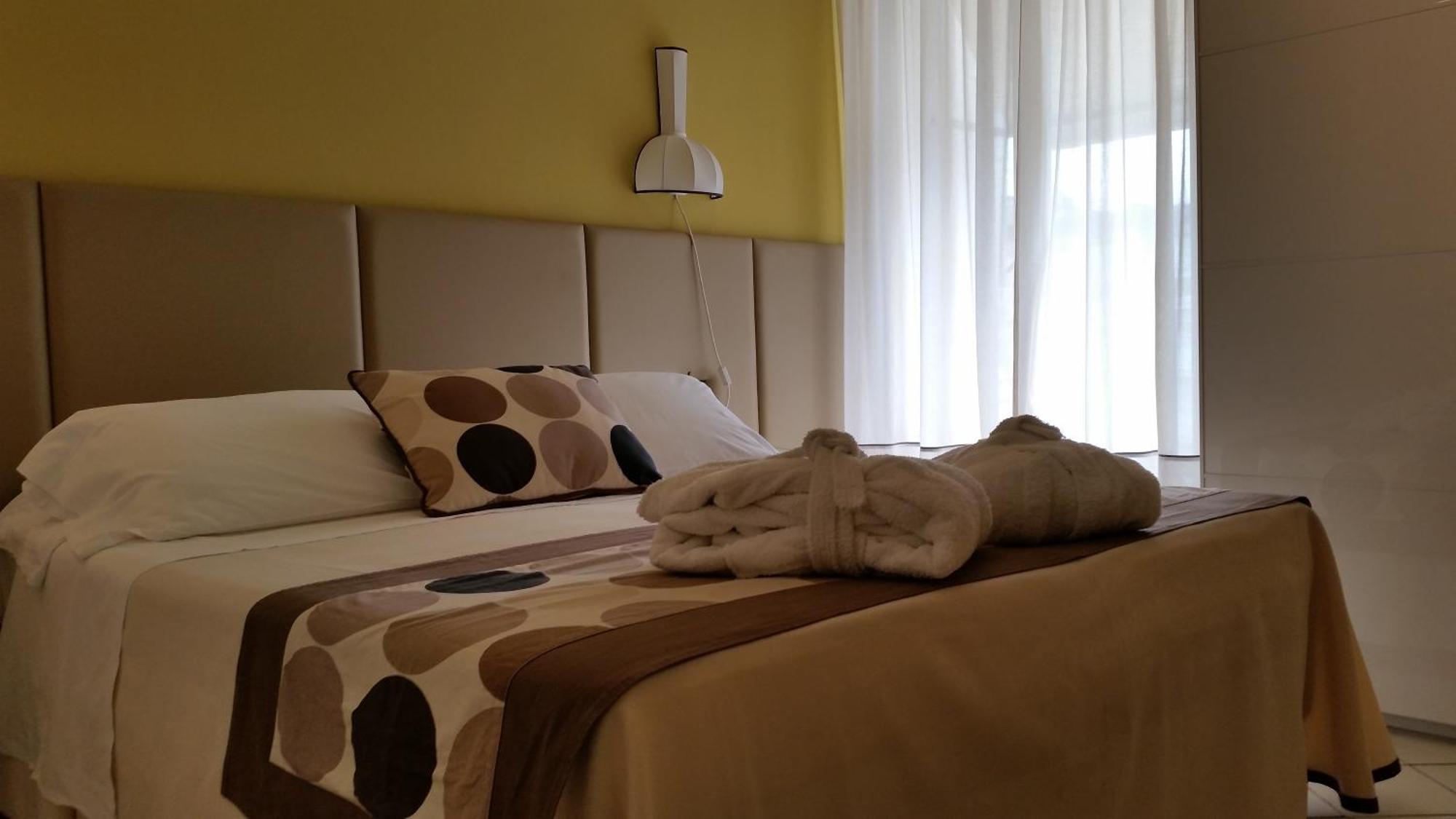 Hotel Trionfal Milano Marittima Ngoại thất bức ảnh